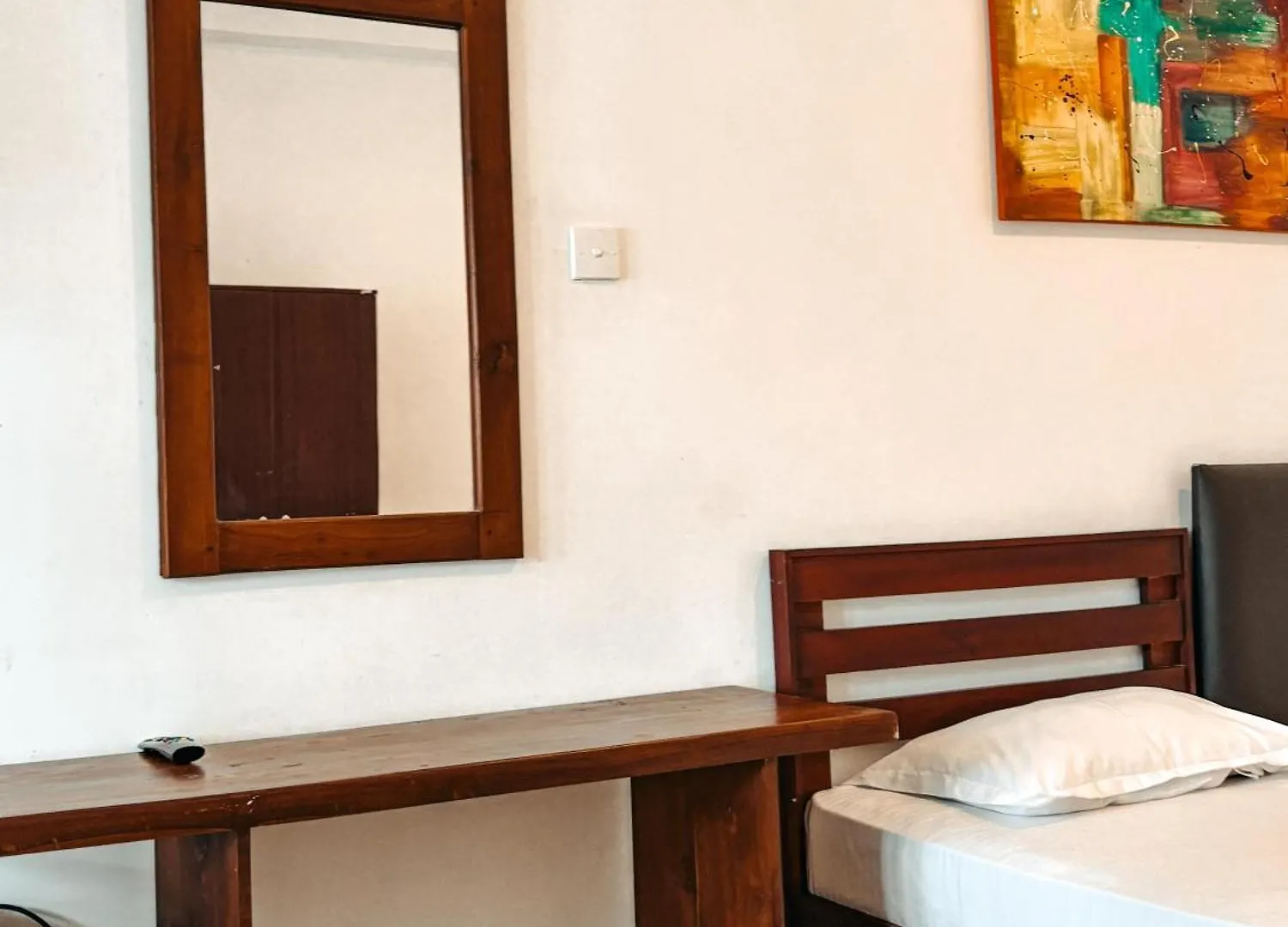 **  Woodnest Windmill Beach Hotel Negombo Sri Lanka