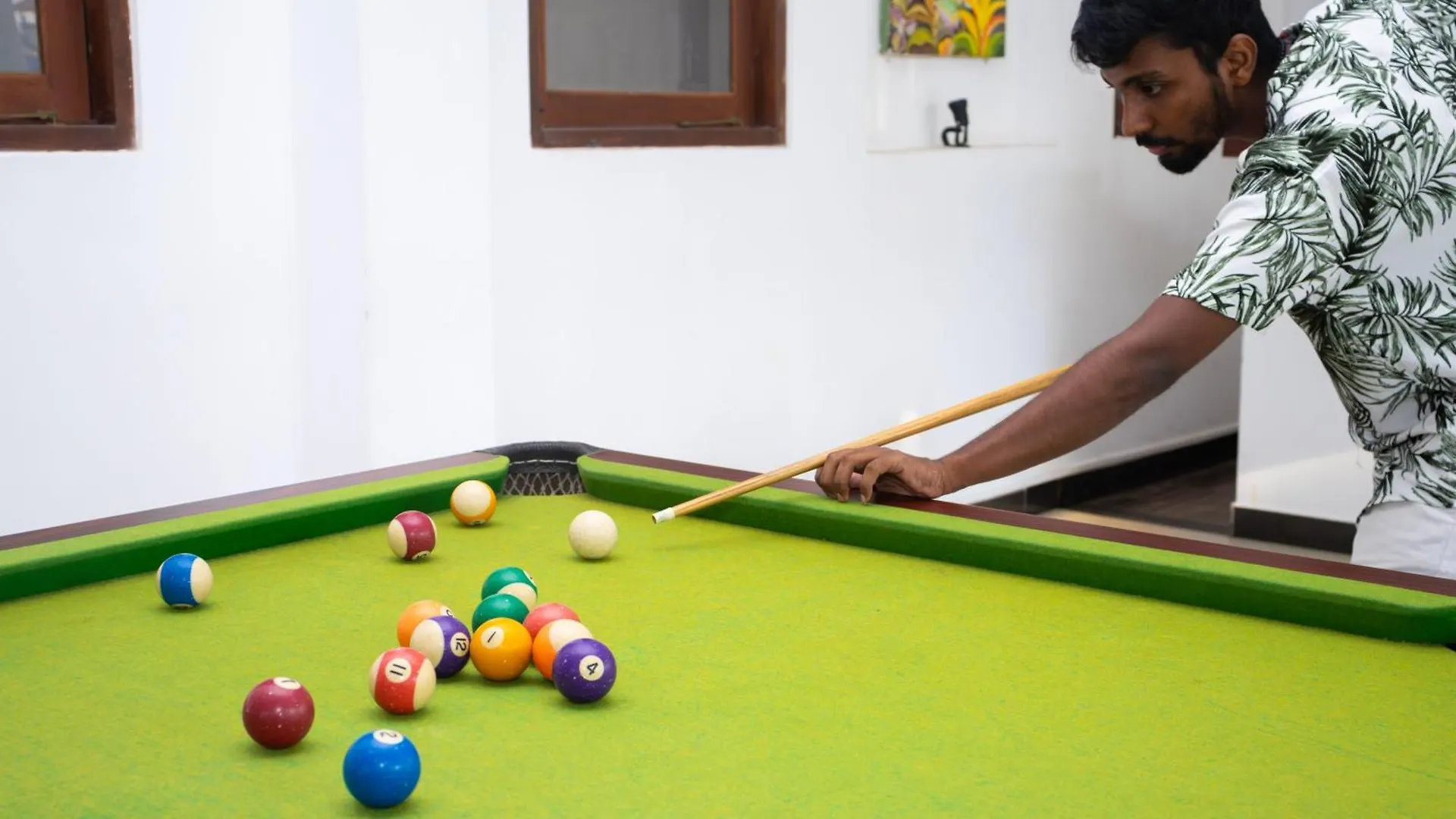 Woodnest Windmill Beach Hotel Negombo