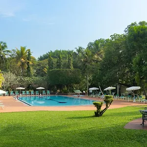 Tamarind Tree Garden - The Airport Negombo